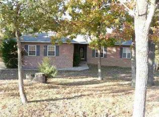 30055 Hudson Rd, Lebanon, MO 65536