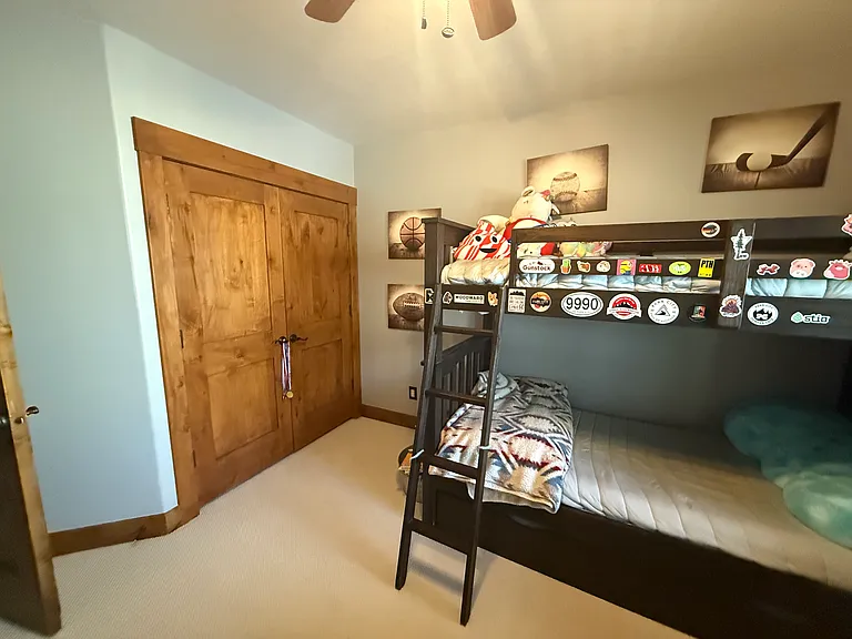 7492 Susans Cir — Photo 34