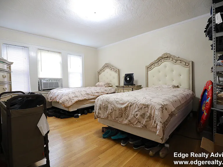 29 Wiltshire Rd #1 — Photo 5
