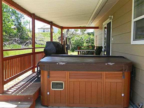 3rd image of 2177 Saucer Ln