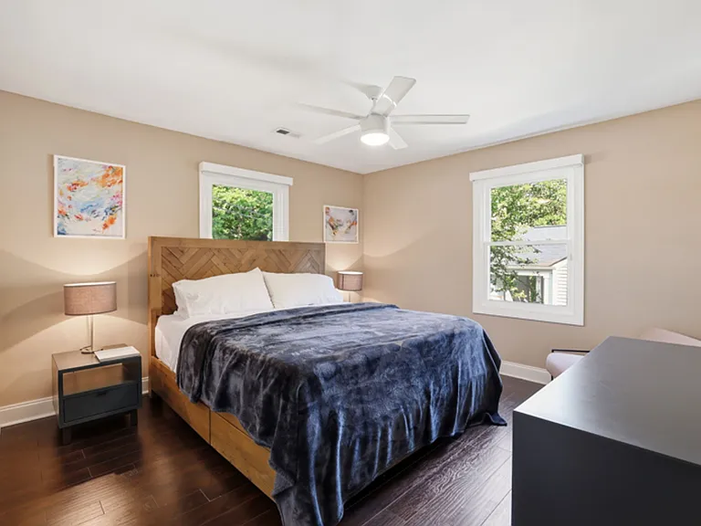 2508 Rozzelles Ferry Rd — Photo 3