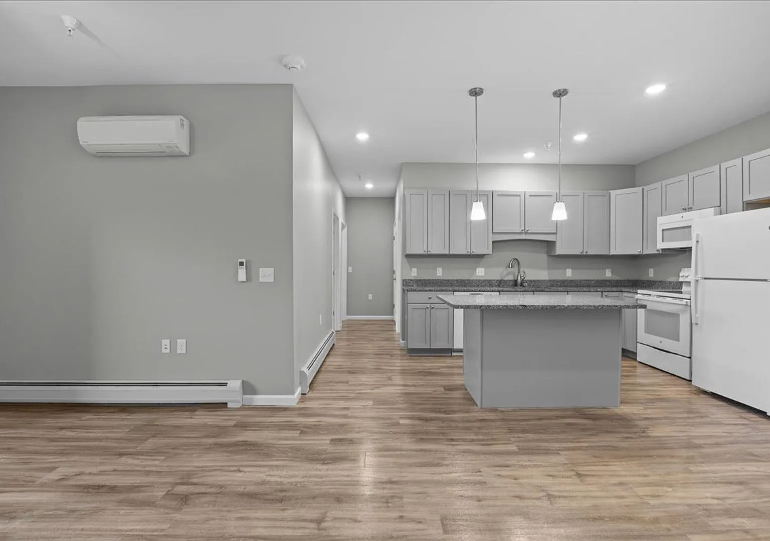 32 Cottonwood Drive — Photo 2