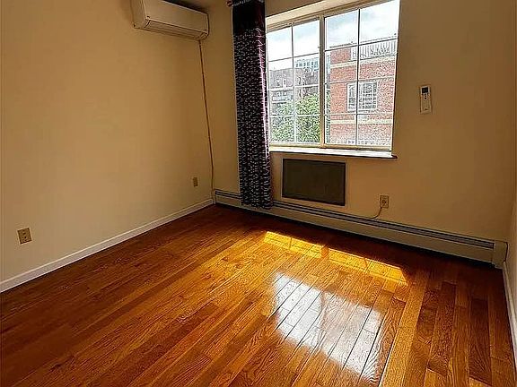 5th image of 139-39 35th Ave #5C