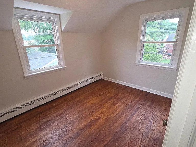1005 Swarthmore Ave — Photo 7