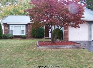 115 Scott Dr, Sterling, VA 20164