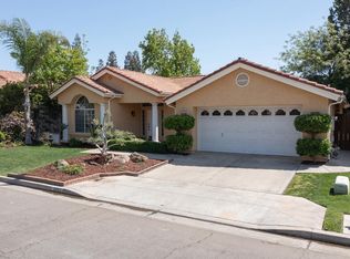 5553 W Palo Alto Ave, Fresno, CA 93722