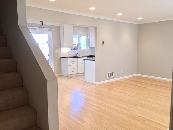 4th image of 1674 Hollenbeck Ave APT 33