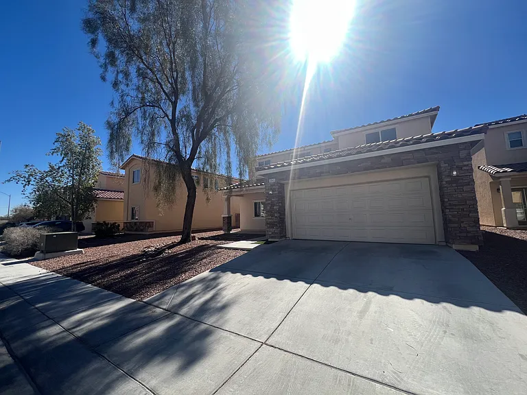 3545 Tertulia Ave — Photo 3