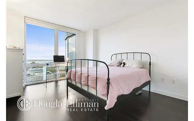 Sold by Douglas Elliman | media 4