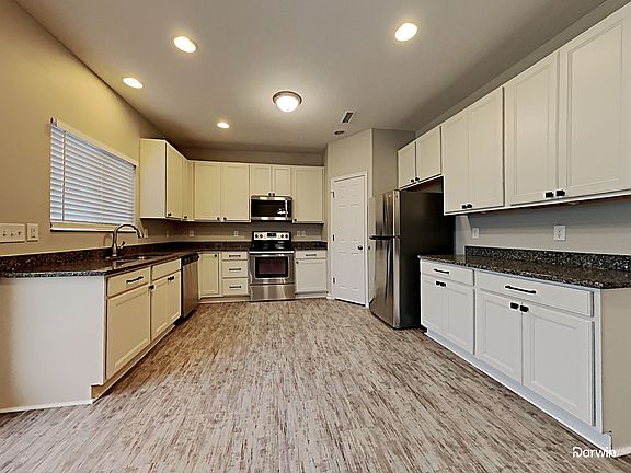 4th image of 5709 W Woods Edge Dr