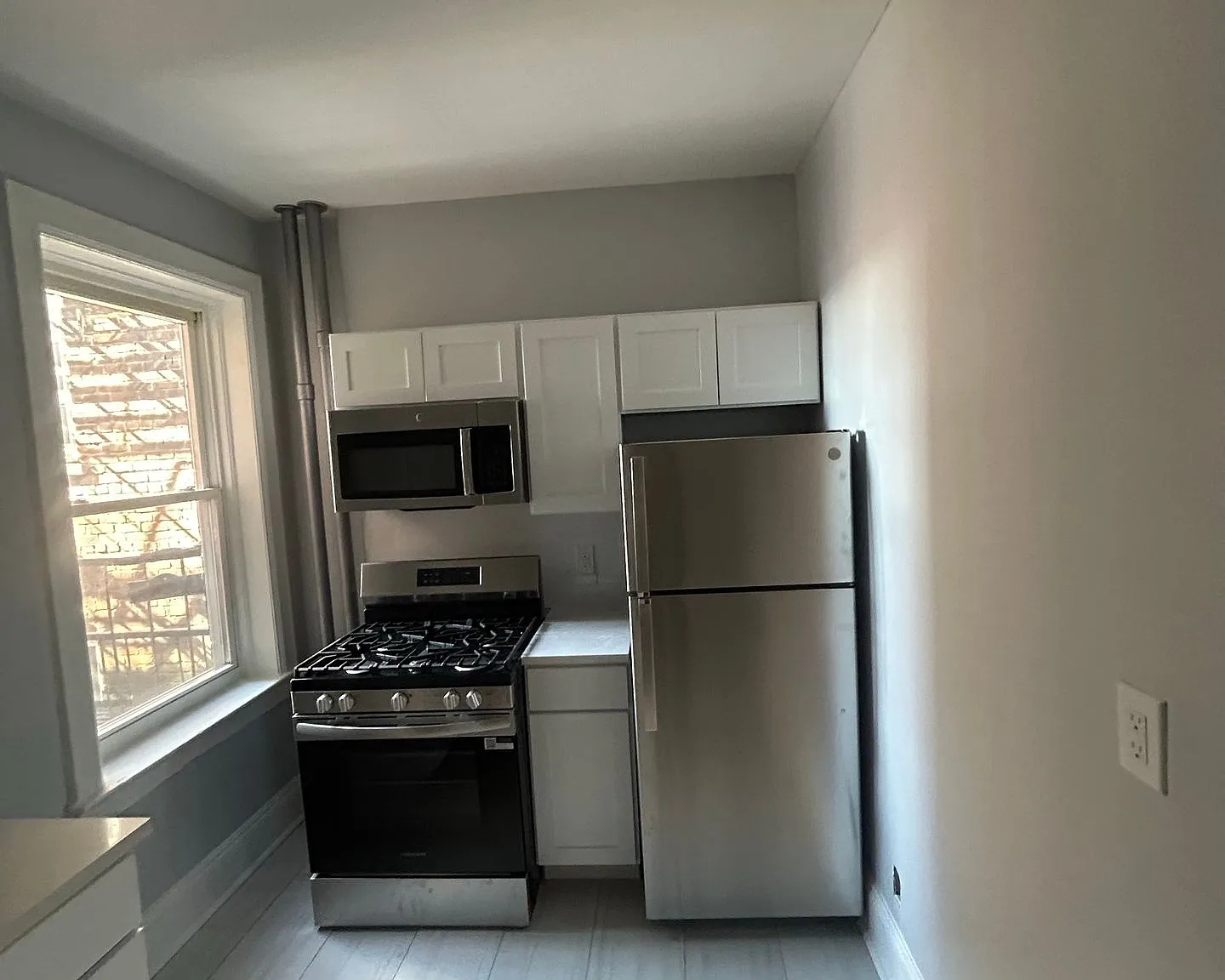 1 bed, $1,800 — Photo 1