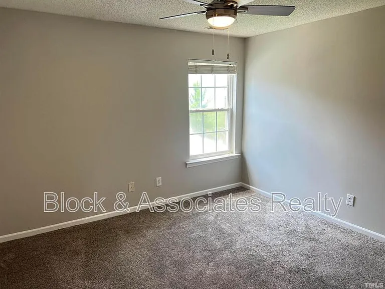 5013 Marathon Ln — Photo 22