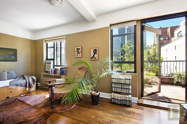 Rented by Halstead Real Estate | media 28