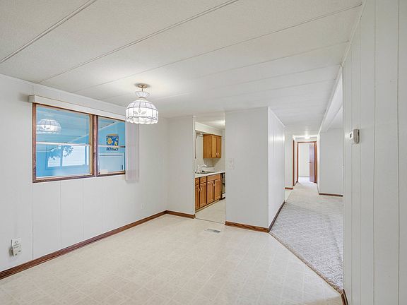 4th image of 301 Shay Ct