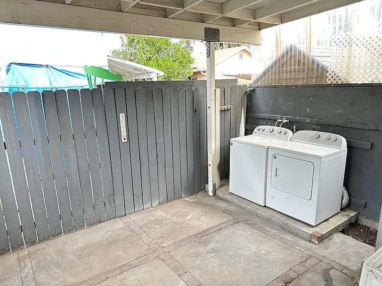 413 Bridewell St — Photo 9