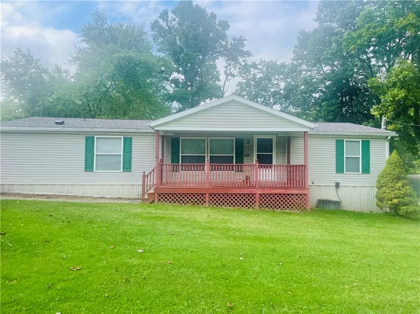 2054 Madison St, Hermitage, PA 16148