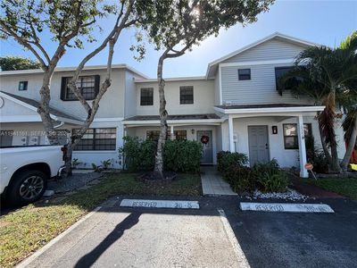 10332 NW 3rd St, Pembroke Pines, FL, 33026