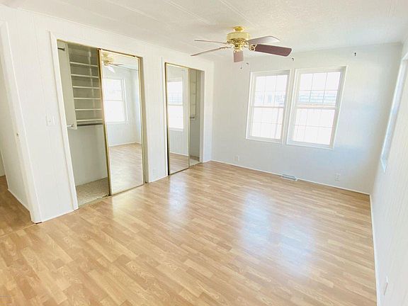 5th image of 734 Greenfield Dr