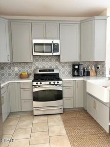 8211 Onyx St, Ventura, CA, 93004
