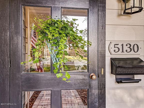 Custom 6 paned glass door