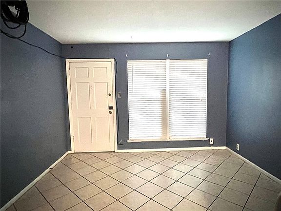 5th image of 6320 Riverside Dr APT 231