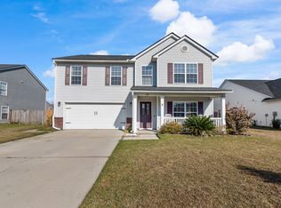 560 Holiday Dr, Summerville, SC 29483
