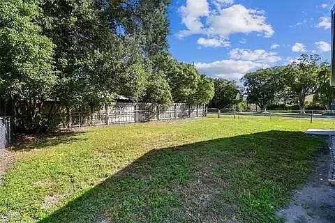 2nd image of 1551 Georgia Ave