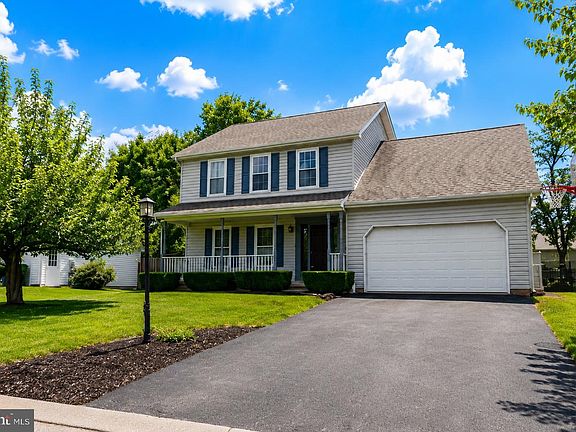 3rd image of 783 Aslan Ct