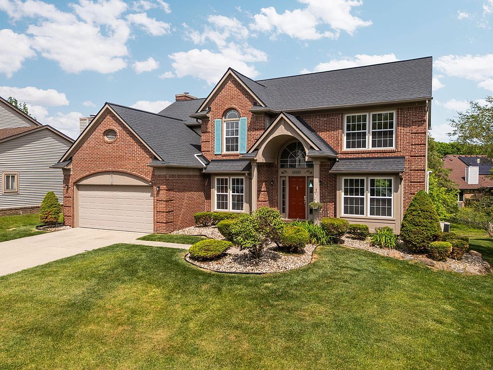 1st image of 2956 Leslie Park Cir