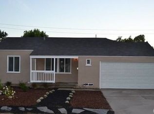 494 Devirian Pl, Altadena, CA 91001
