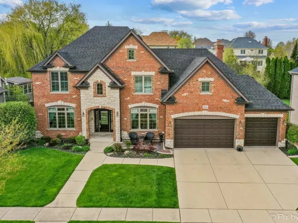 40W352 William Cullen Bryant St, St Charles, IL 60175