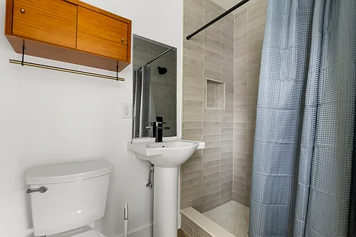 743 3/4 N Occidental Blvd #3/4 — Photo 11