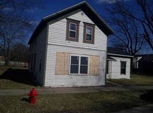 124 N West St, Plainfield, WI 54966