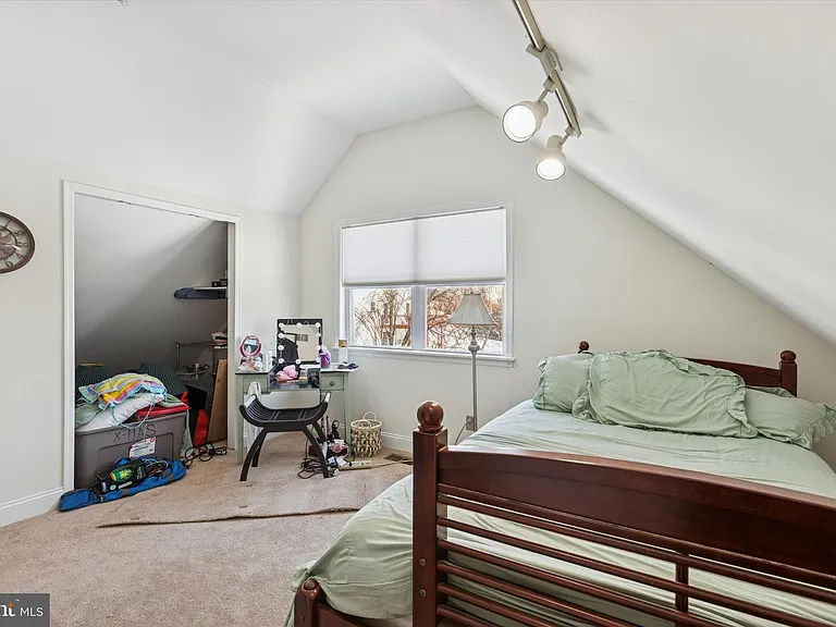 207 Delmar St #2 — Photo 11
