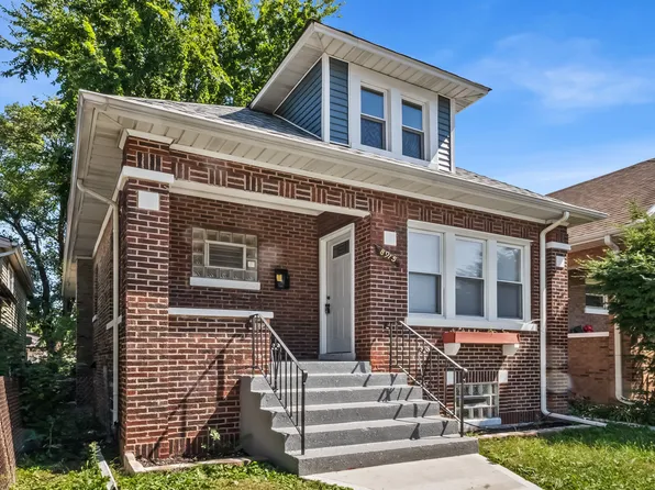 8915 S Racine Ave, Chicago, IL 60620