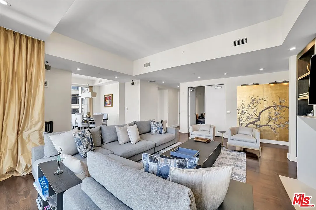 2 bed, 3.0 bath, 2765 sqft, $25,000 — Photo 3