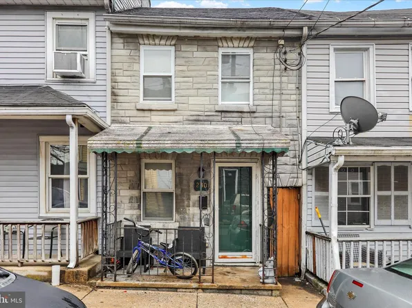 230 Lawrence St, Columbia, PA 17512