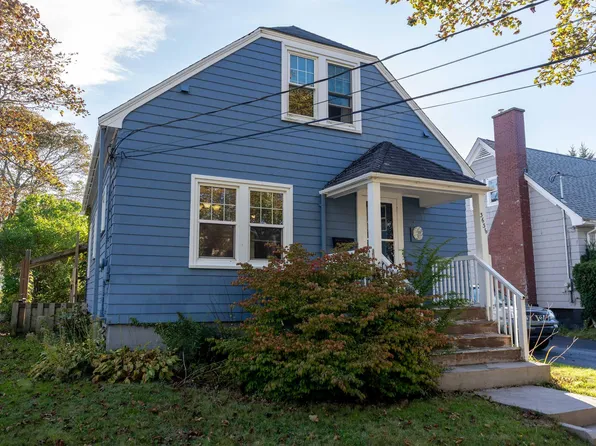 3636 Leaman St, Halifax, NS B3K 4A1