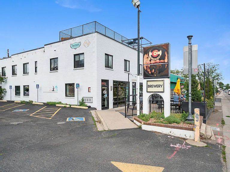 7050 W 37th Ave — Photo 33