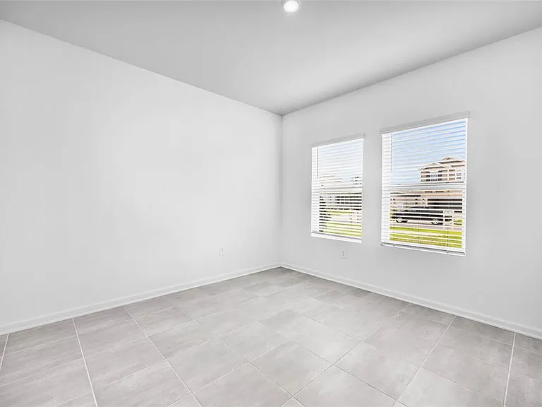 5577 Fiona Ln — Photo 17
