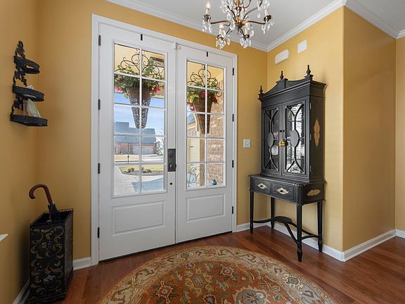 3rd image of 6043 Garrett Valley Ln