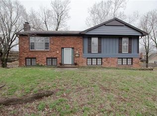 6803 NW Birch Ln, Kansas City, MO 64151