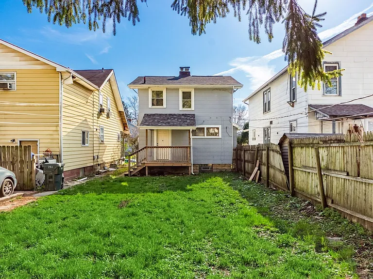 255 Belvidere Ave — Photo 22