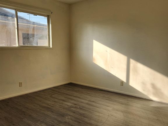 4th image of 11225 Brockway Ave APT 4
