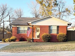520 W Tyler St, Gilmer, TX 75644