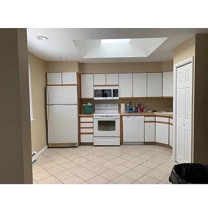 2nd image of 1895 Washington Ave #2