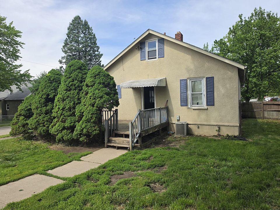 2nd image of 439 Hillman Rd