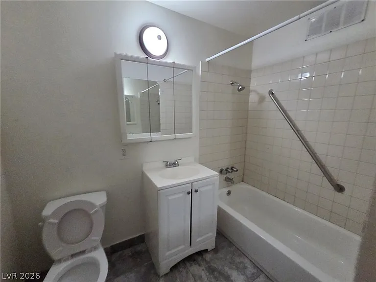 3712 Royal Crest St #6 — Photo 13