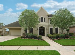 2715 E Bainbridge Cir, Pearland, TX 77584