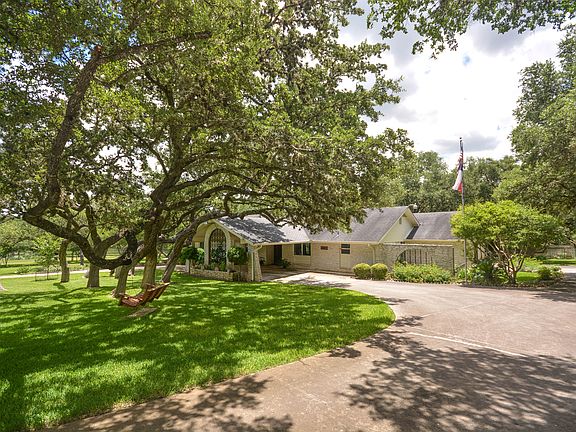 3rd image of 9120 Sundew Cir